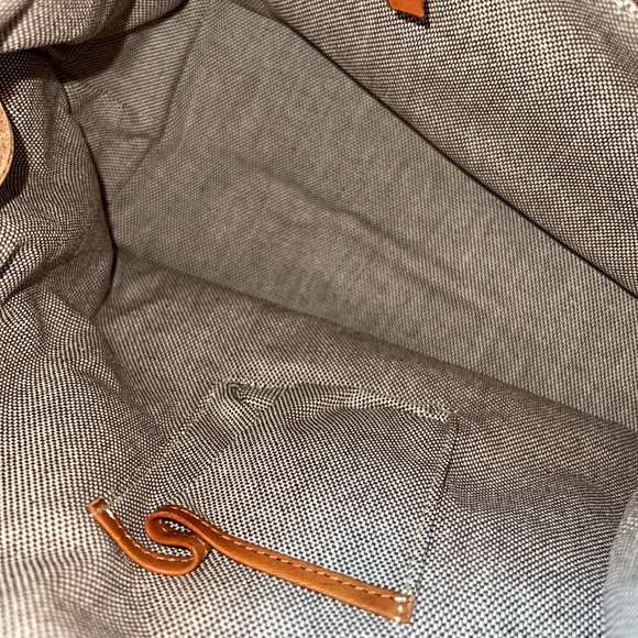 Dooney & bourke - Picture 4 of 6